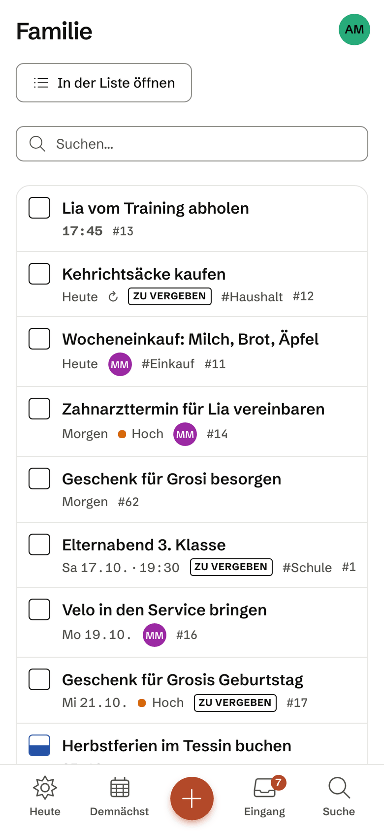 Die Aufgabenliste des Familienbereichs auf dem iPhone mit Aufgaben, die zu vergeben sind.